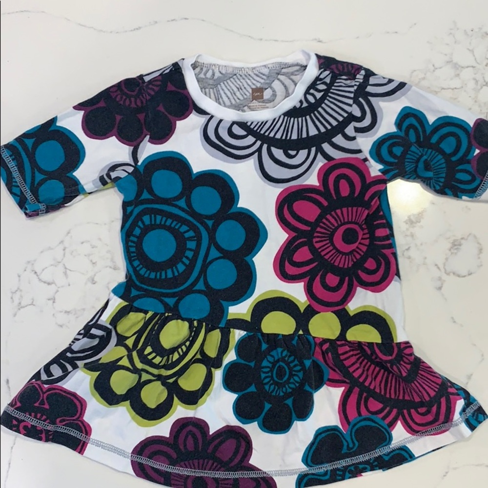 Tea Collection 3/4 sleeve top size 3
